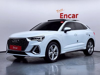 AUDI Q3 - 1