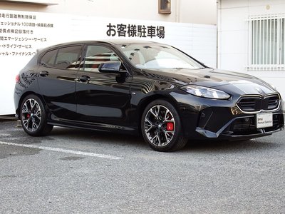 2025 BMW 1 SERIES 照片 9