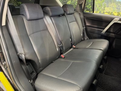 TOYOTA LAND CRUISER PRADO - 10