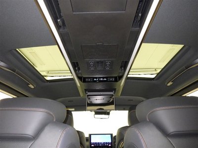 2025 TOYOTA ALPHARD 缩略图 12