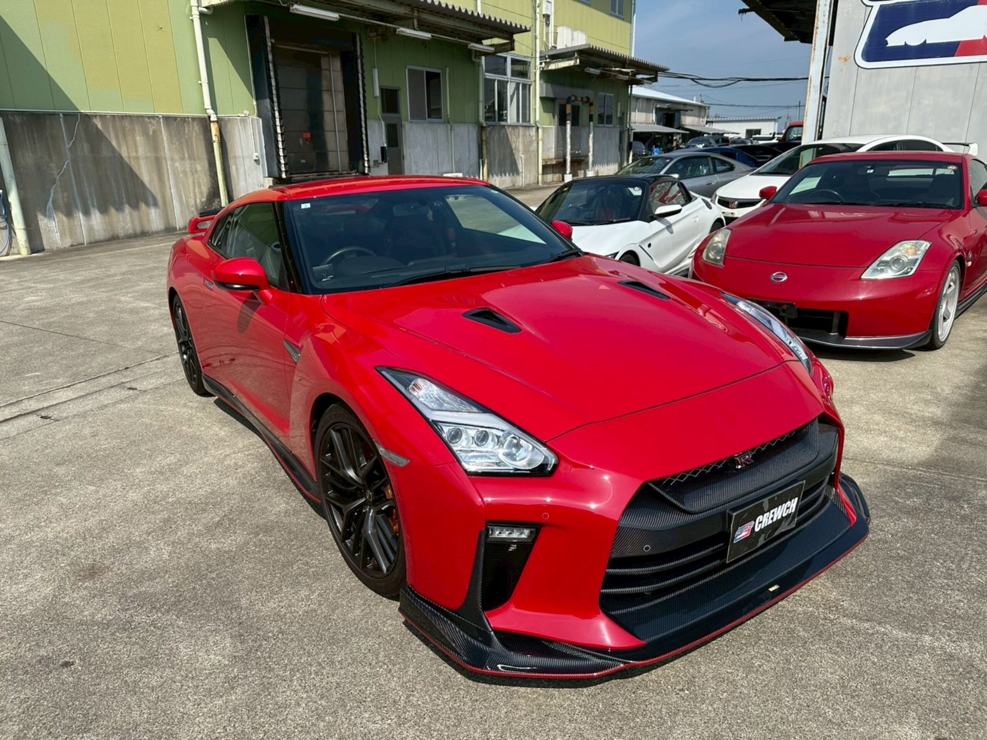 NISSAN GT-R - View 1