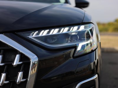 AUDI A8 - 9