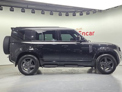 LAND ROVER DEFENDER - 7
