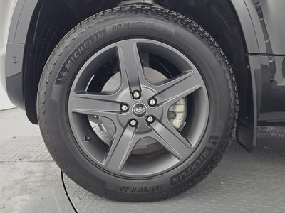 LAND ROVER DEFENDER - 9