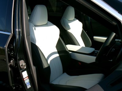 صورة مصغرة 33 لـ 2025 Lexus RX
