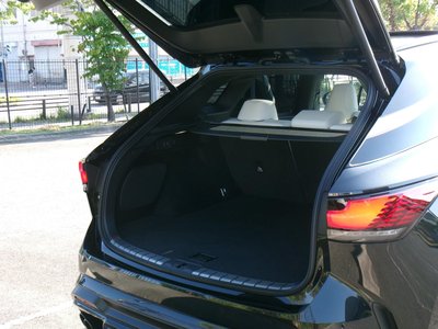 صورة مصغرة 44 لـ 2025 Lexus RX