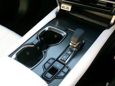 صورة مصغرة 55 لـ 2025 Lexus RX