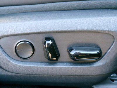 صورة مصغرة 35 لـ 2025 Lexus RX