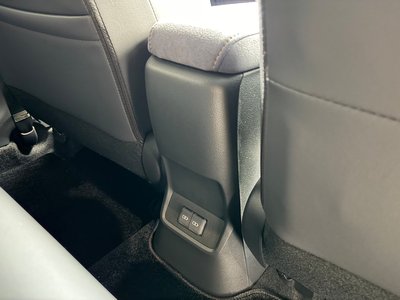 2025 Lexus LBX 缩略图 56