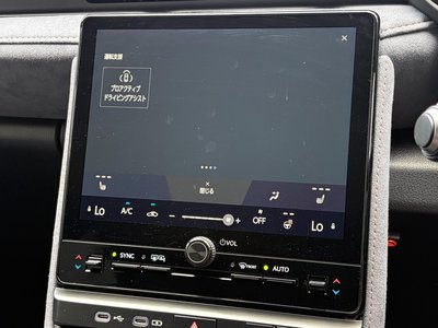 2025 Lexus LBX 缩略图 42