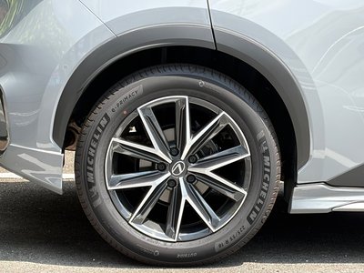 2025 Lexus LBX 缩略图 64