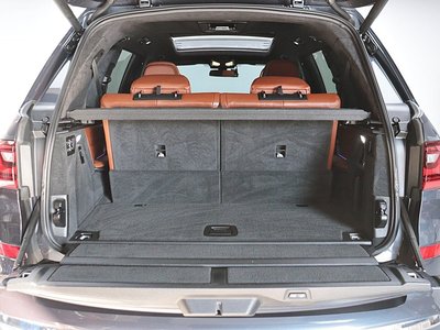 BMW X7 - 7