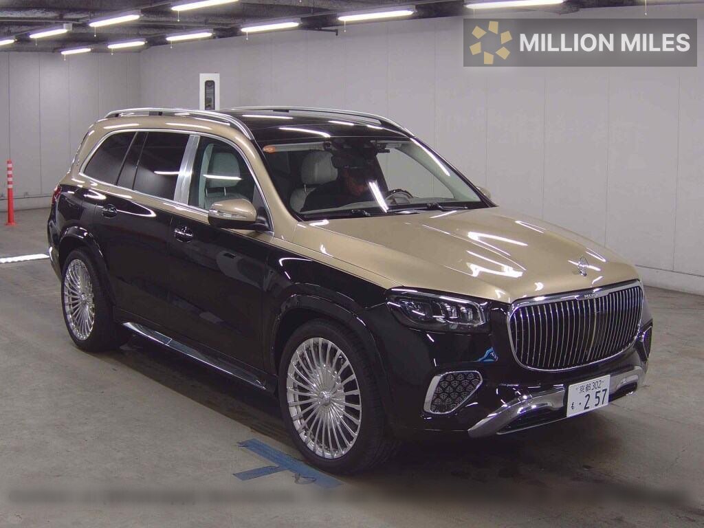 MERCEDES-BENZ GLS - View 1