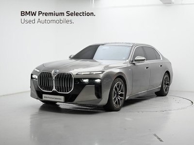 BMW 7 SERIES