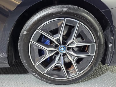 2024 BMW I5 photo 8
