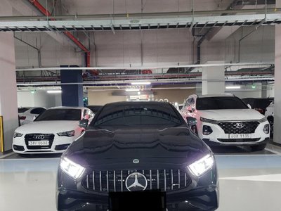 MERCEDES-BENZ CLS - 1