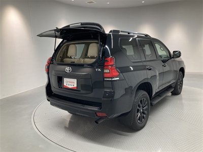 TOYOTA LAND CRUISER PRADO - 9