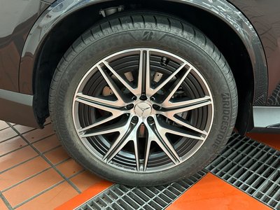صورة 5 لـ 2025 Mercedes-BENZ GLC AMG