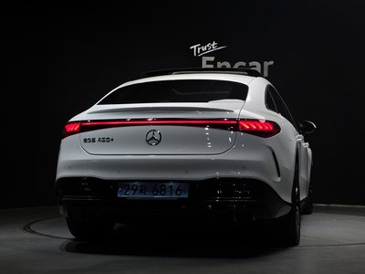 MERCEDES-BENZ EQS - 4