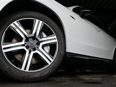 MERCEDES-BENZ GLC - 8