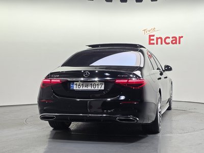 2021 Mercedes-BENZ S-CLASS photo 3