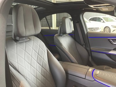 MERCEDES-BENZ E-CLASS - 6