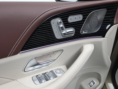 2023 Mercedes-BENZ GLS thumbnail 27