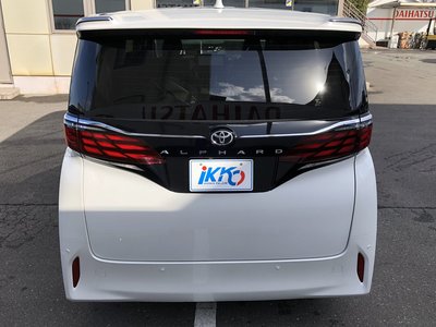 TOYOTA ALPHARD - 4
