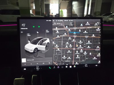 2026 Tesla MODEL Y photo 9