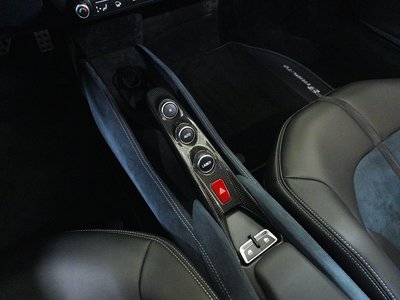 صورة 13 لـ 2020 Ferrari F8 TRIBUTO