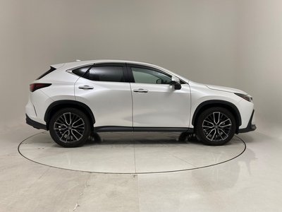 صورة مصغرة 44 لـ 2023 Lexus NX
