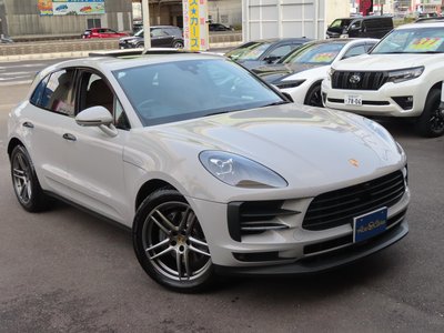 2020 Porsche MACAN thumbnail 19