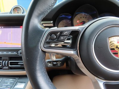 2020 Porsche MACAN thumbnail 49