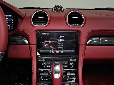 2024 Porsche 718 缩略图 17