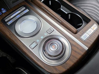 GENESIS G80 (RG3) - 10