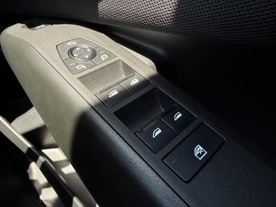 2025 BMW X3 — миниатюра 25
