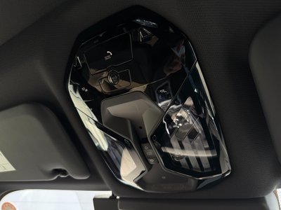 2025 BMW X3 — миниатюра 46