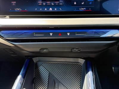 2025 BMW X3 — миниатюра 40