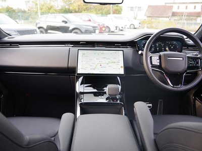 صورة 9 لـ 2025 LAND Rover RANGE ROVER SPORT