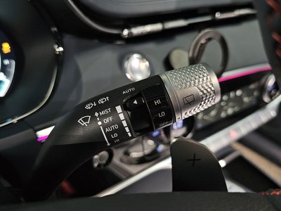 2021 Genesis GV70 — миниатюра 36
