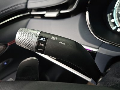 2021 Genesis GV70 — миниатюра 35