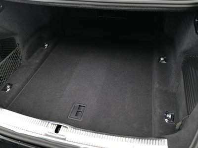 صورة مصغرة 17 لـ 2020 AUDI S8
