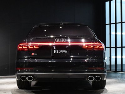 صورة مصغرة 98 لـ 2020 AUDI S8