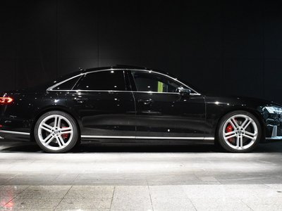 صورة مصغرة 114 لـ 2020 AUDI S8