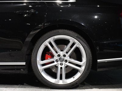 صورة مصغرة 109 لـ 2020 AUDI S8