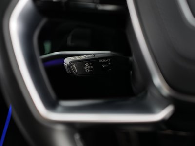 صورة مصغرة 29 لـ 2020 AUDI S8