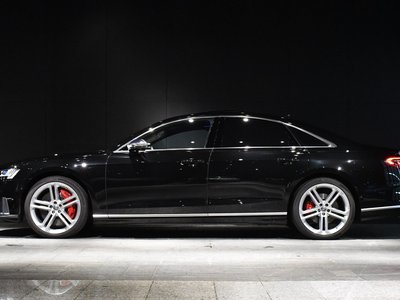 صورة مصغرة 108 لـ 2020 AUDI S8