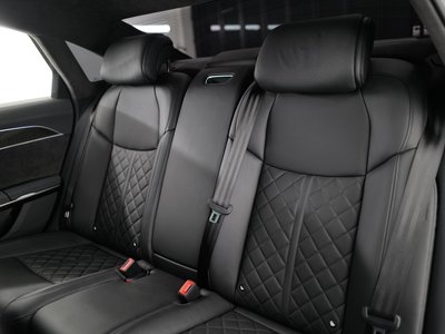 صورة مصغرة 12 لـ 2020 AUDI S8