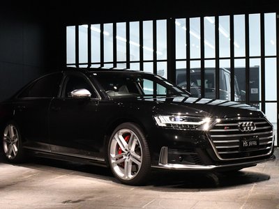 صورة مصغرة 97 لـ 2020 AUDI S8