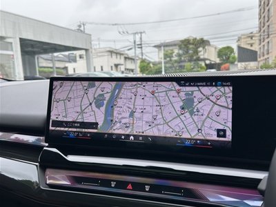 2025 BMW 5 SERIES — миниатюра 33